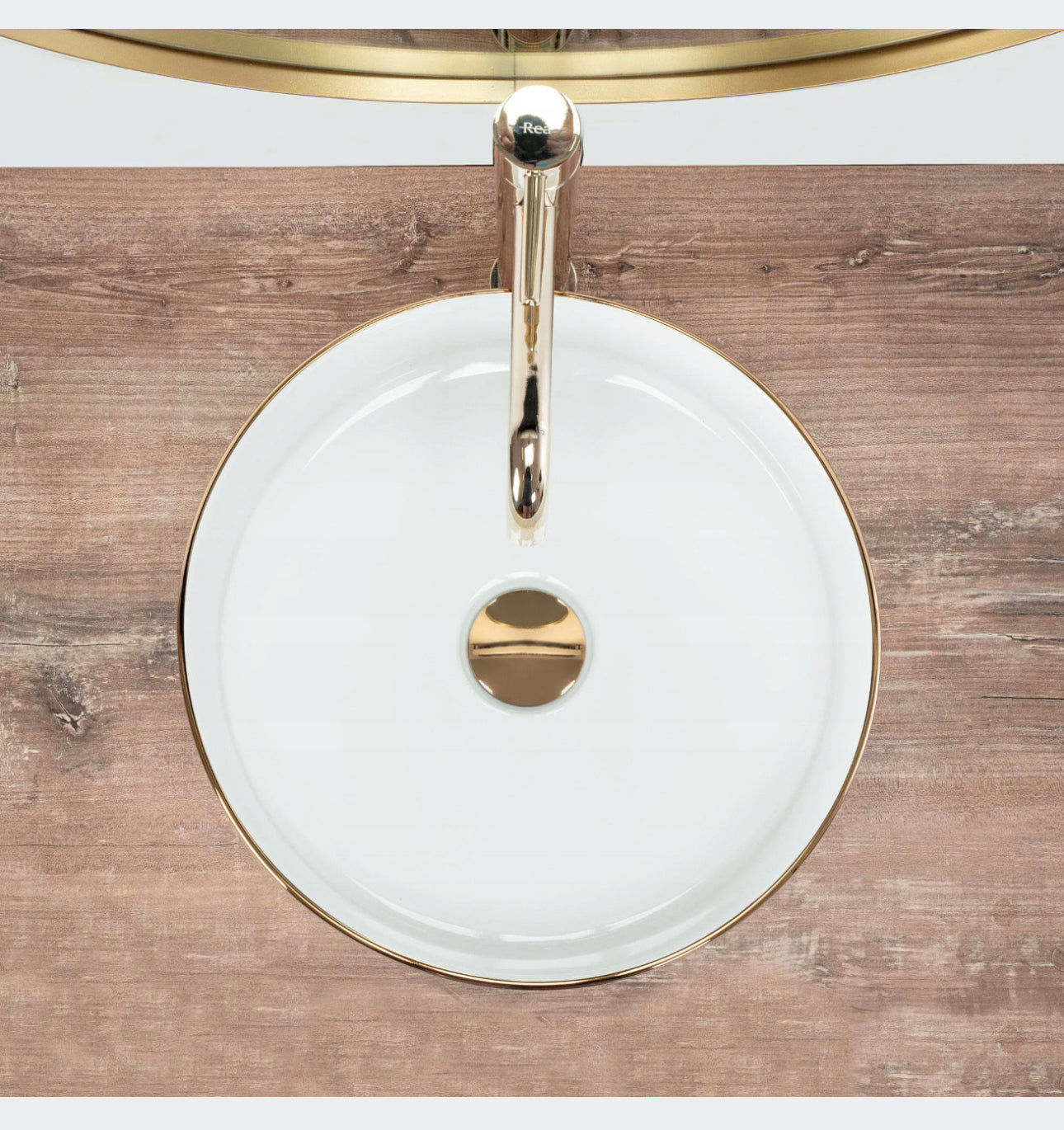 All in one washbasin+tap+plug