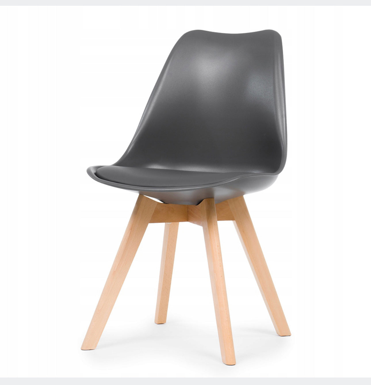 Set of 4 chairs with a cushion