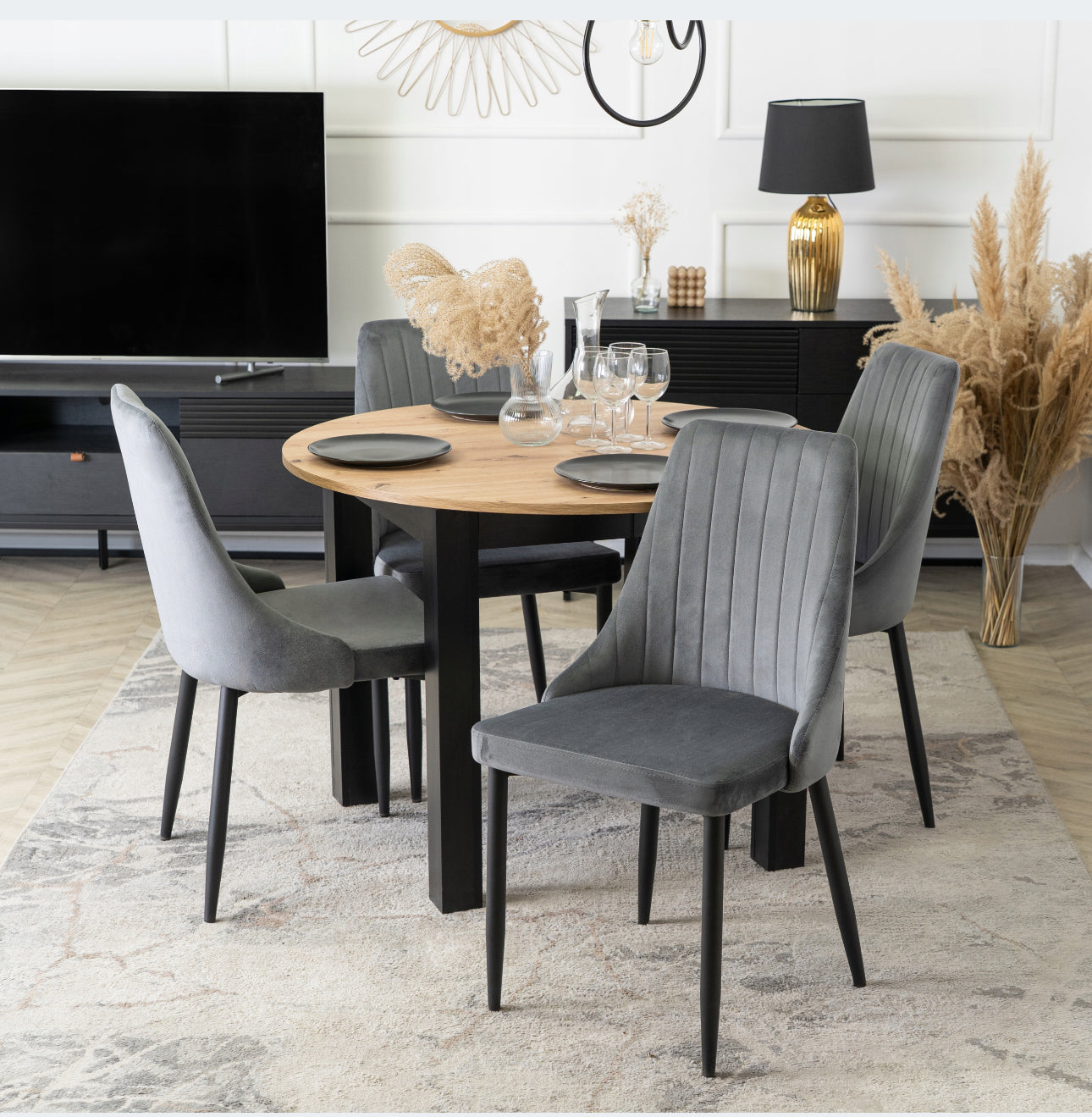 Set of 4 velvet chairs