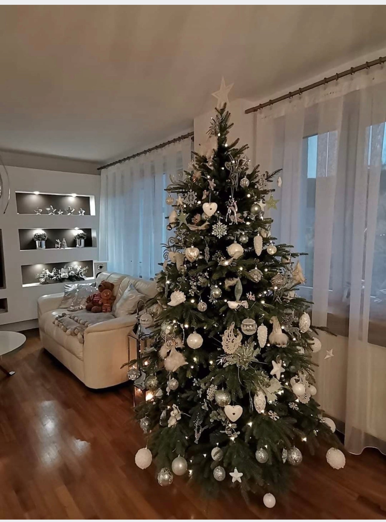 Christmas Tree 220 cm