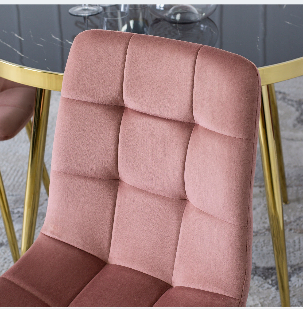 Set  of 4 velvet chairs gold legs