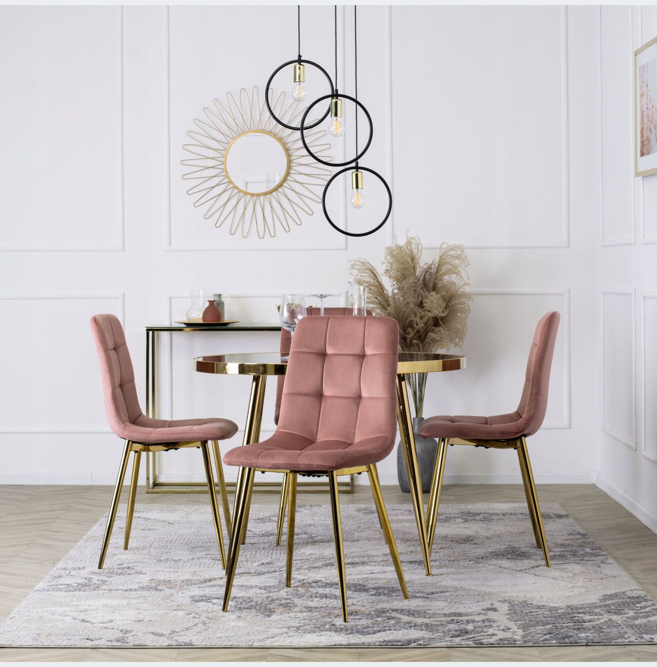 Set  of 4 velvet chairs gold legs