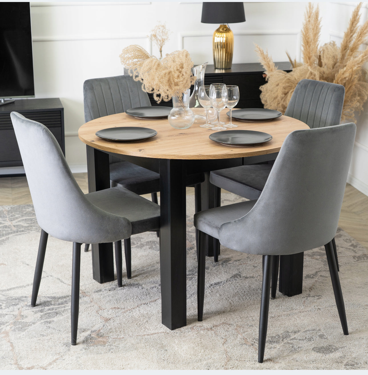 Set of 4 velvet chairs