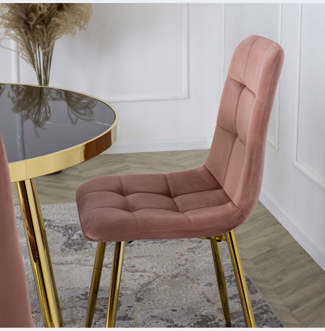 Set  of 4 velvet chairs gold legs