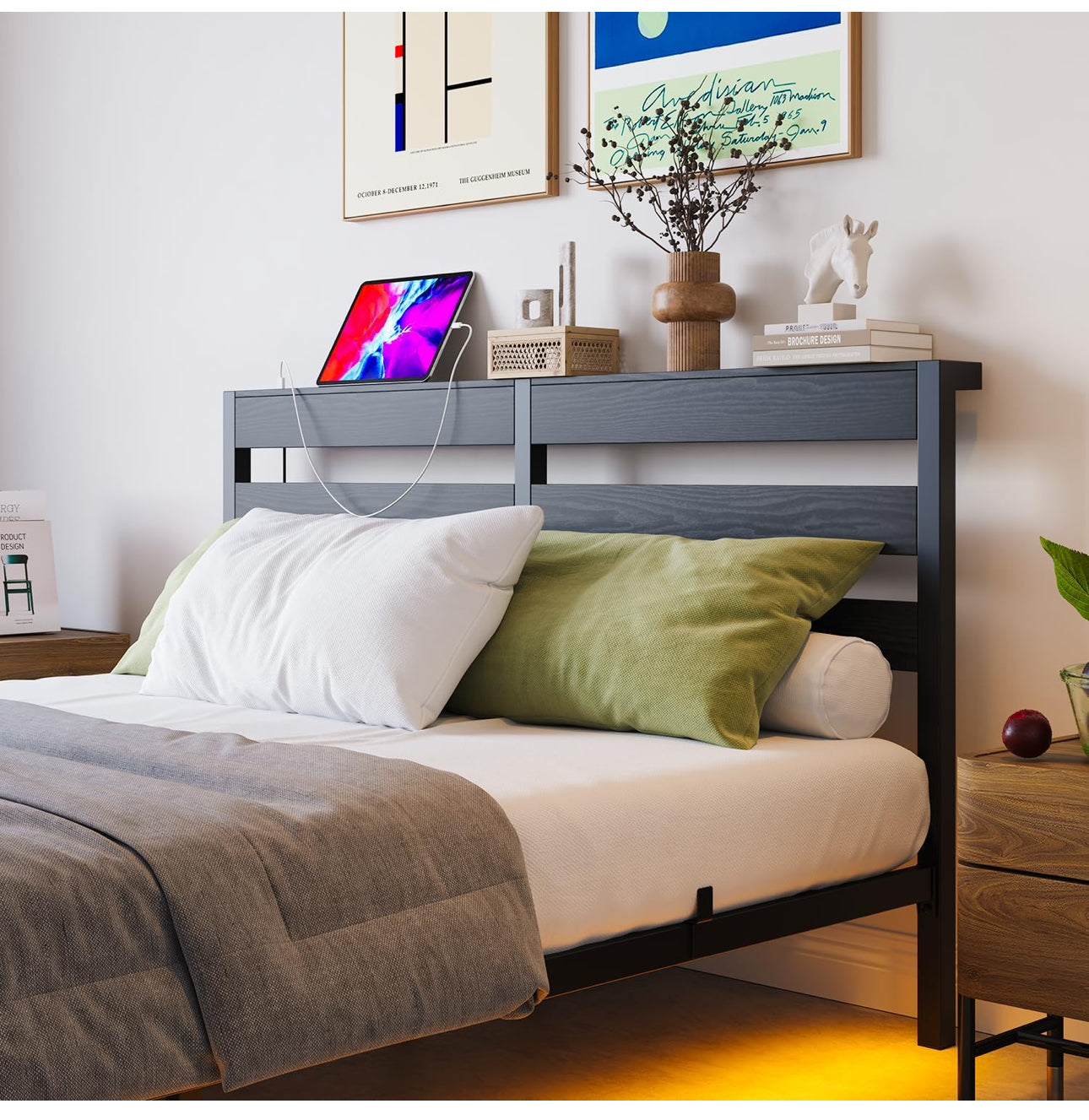 4ft6 Double Floating Bed Frame with LED Lights & USB Charging Station