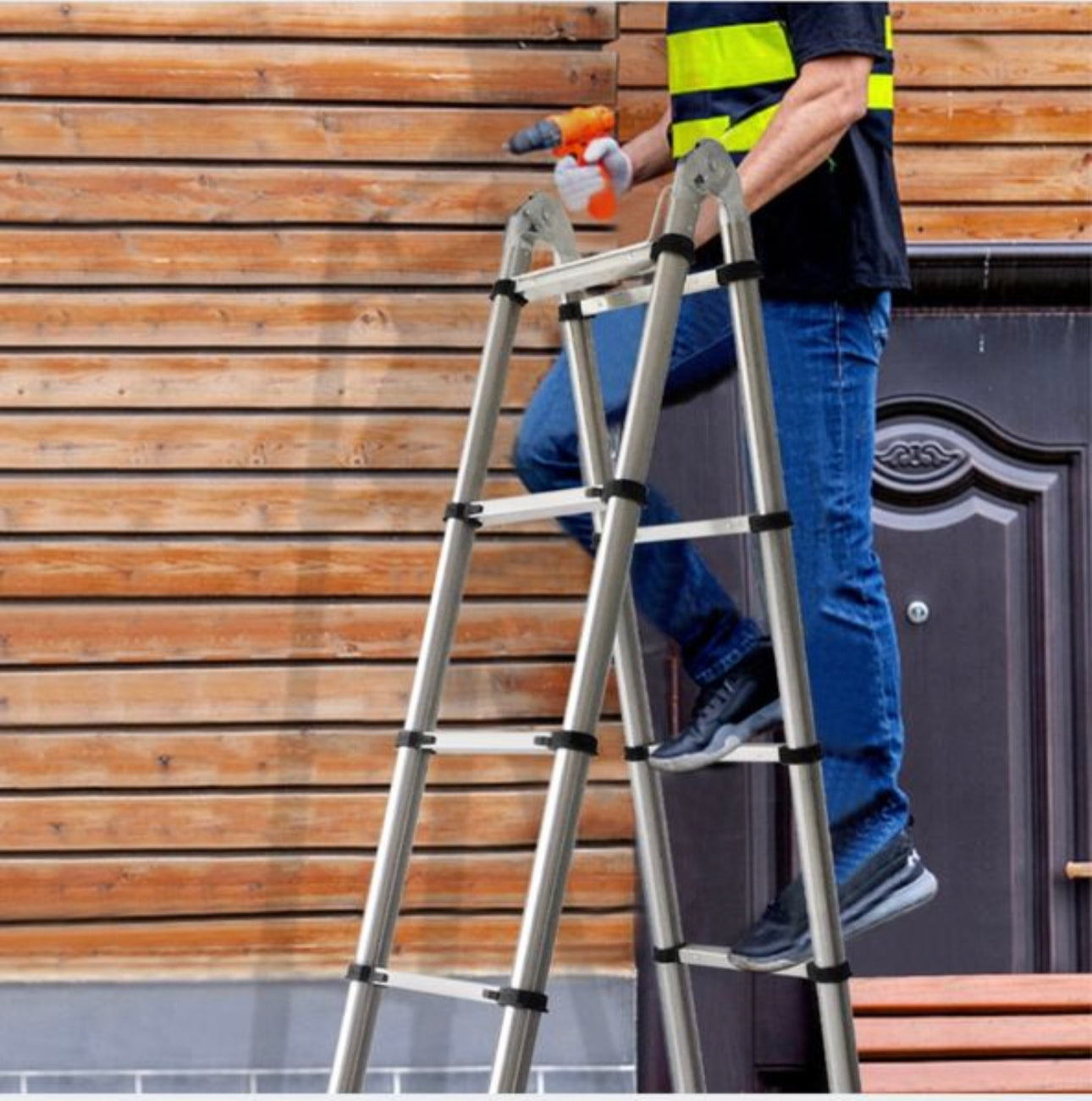 Ladder  3,8 m aluminum up to 150 kg