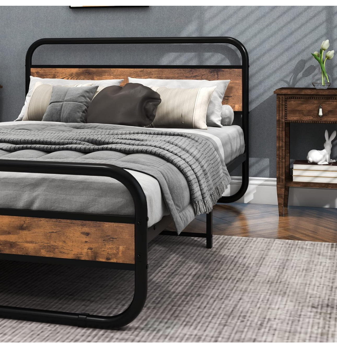 Double Bed Metal Platform Bed Frame