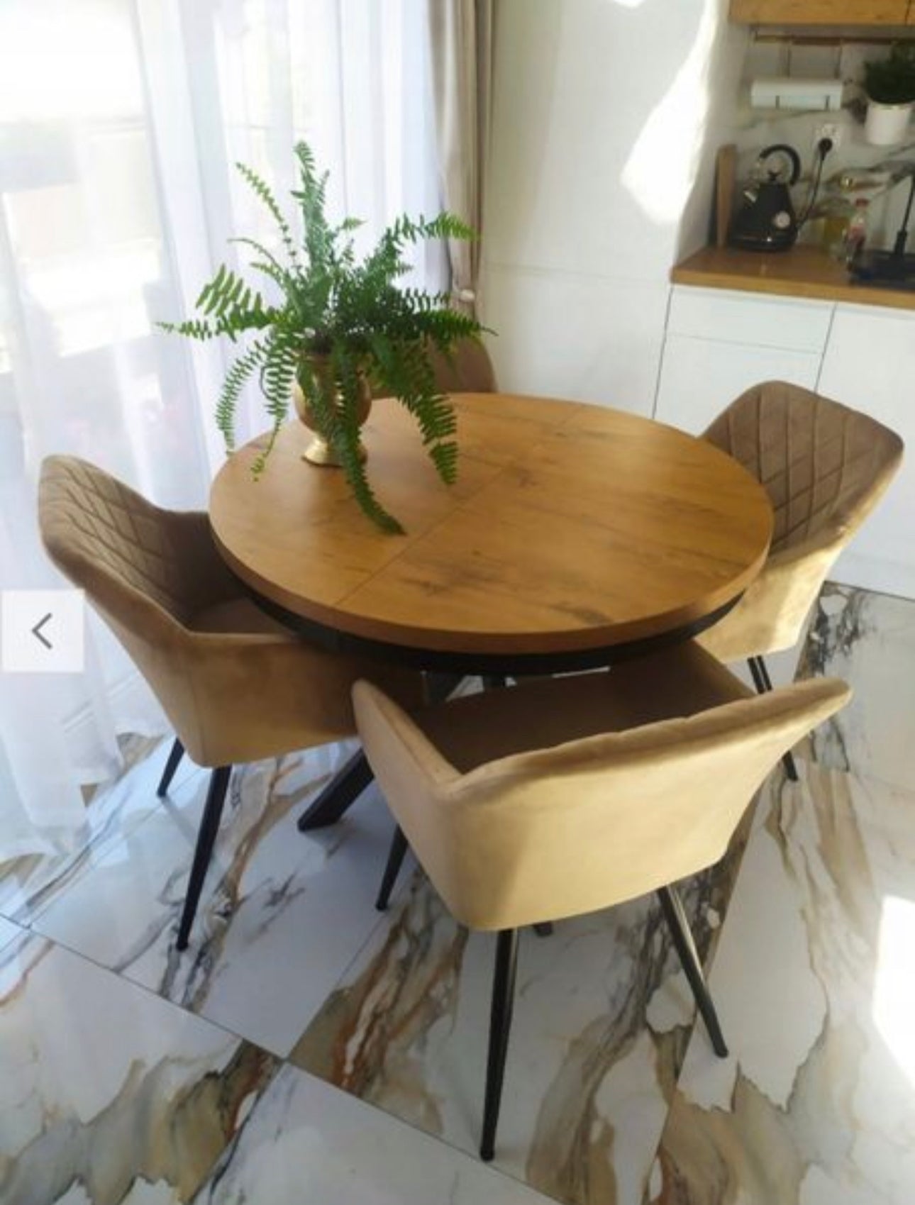 Set of 4 Shades of beige upholstered chairs