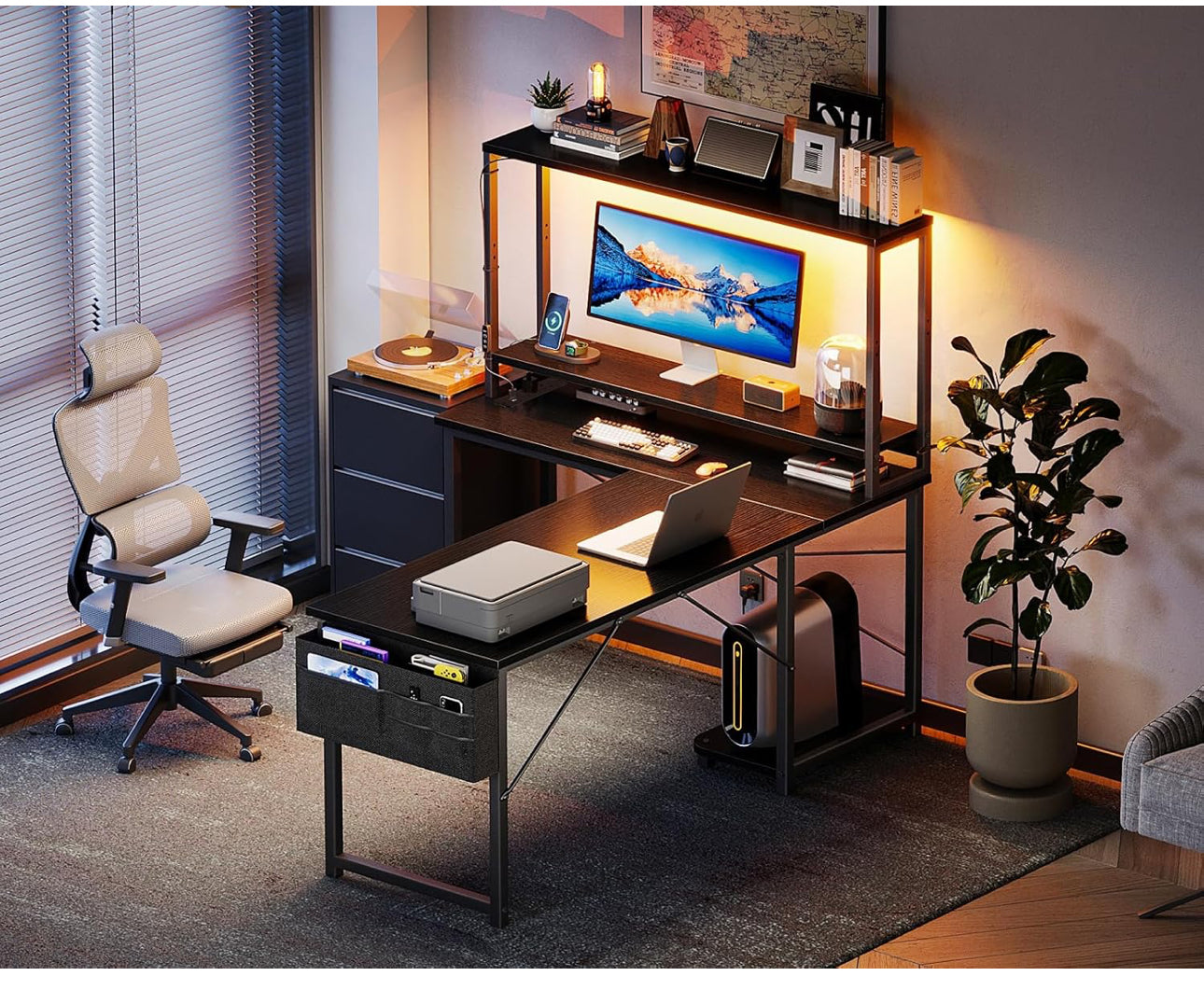 L Shaped Gaming Desk with LED Lights & Power Outlet, 135 × 100 cm
