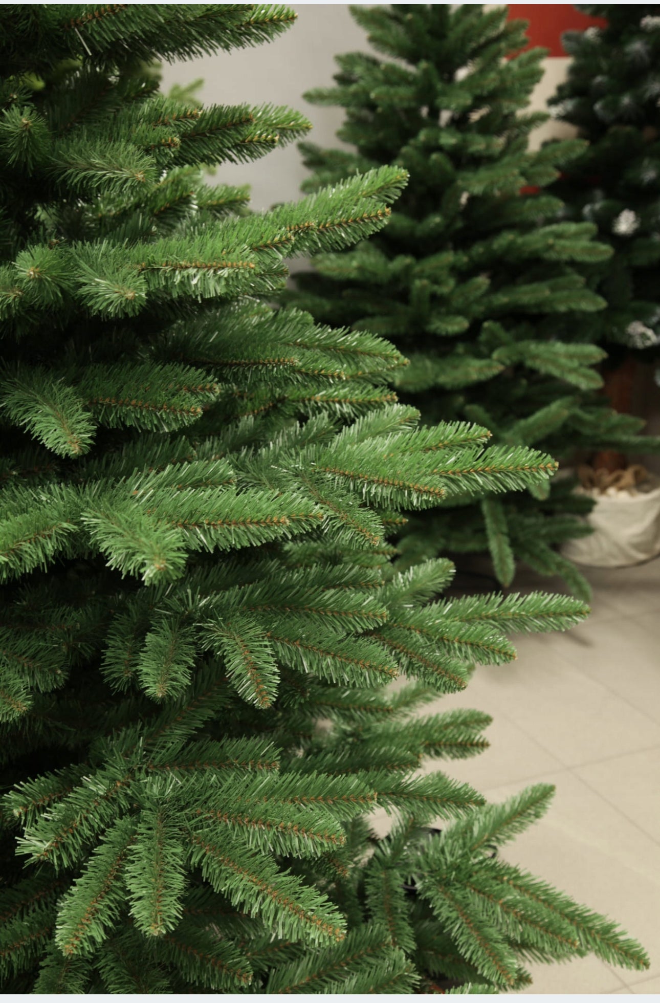 Artificial Christmas tree 7.2ft , 220 cm
