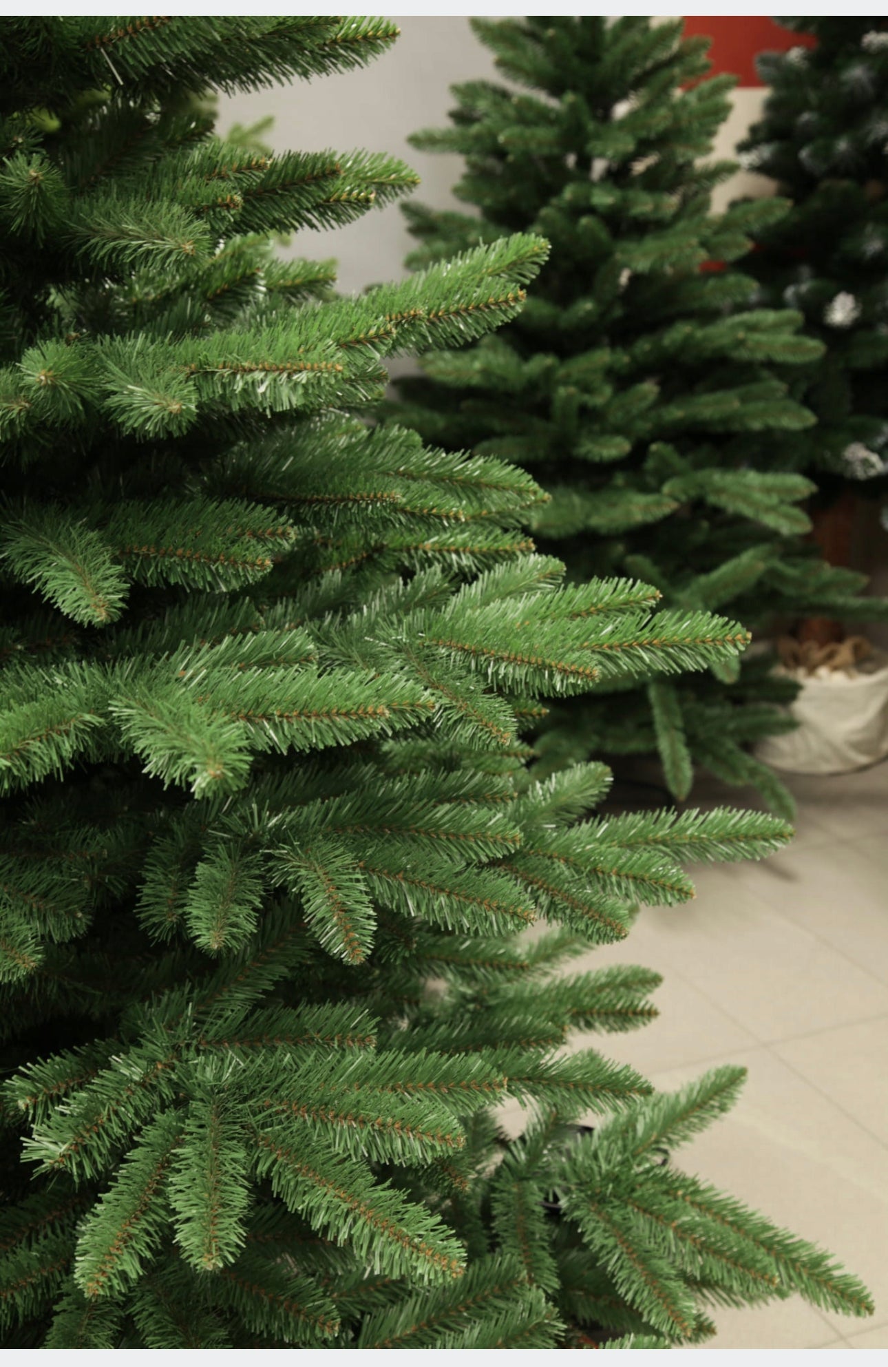 Christmas Tree 220 cm