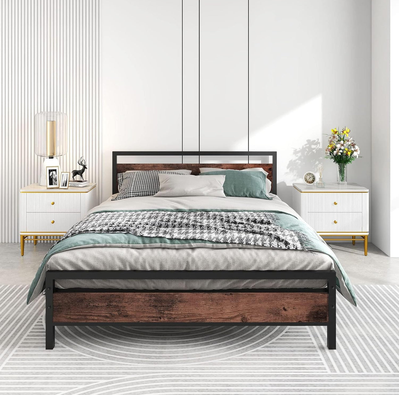 Metal Platform Bed Frame King Size with Wooden Headboard