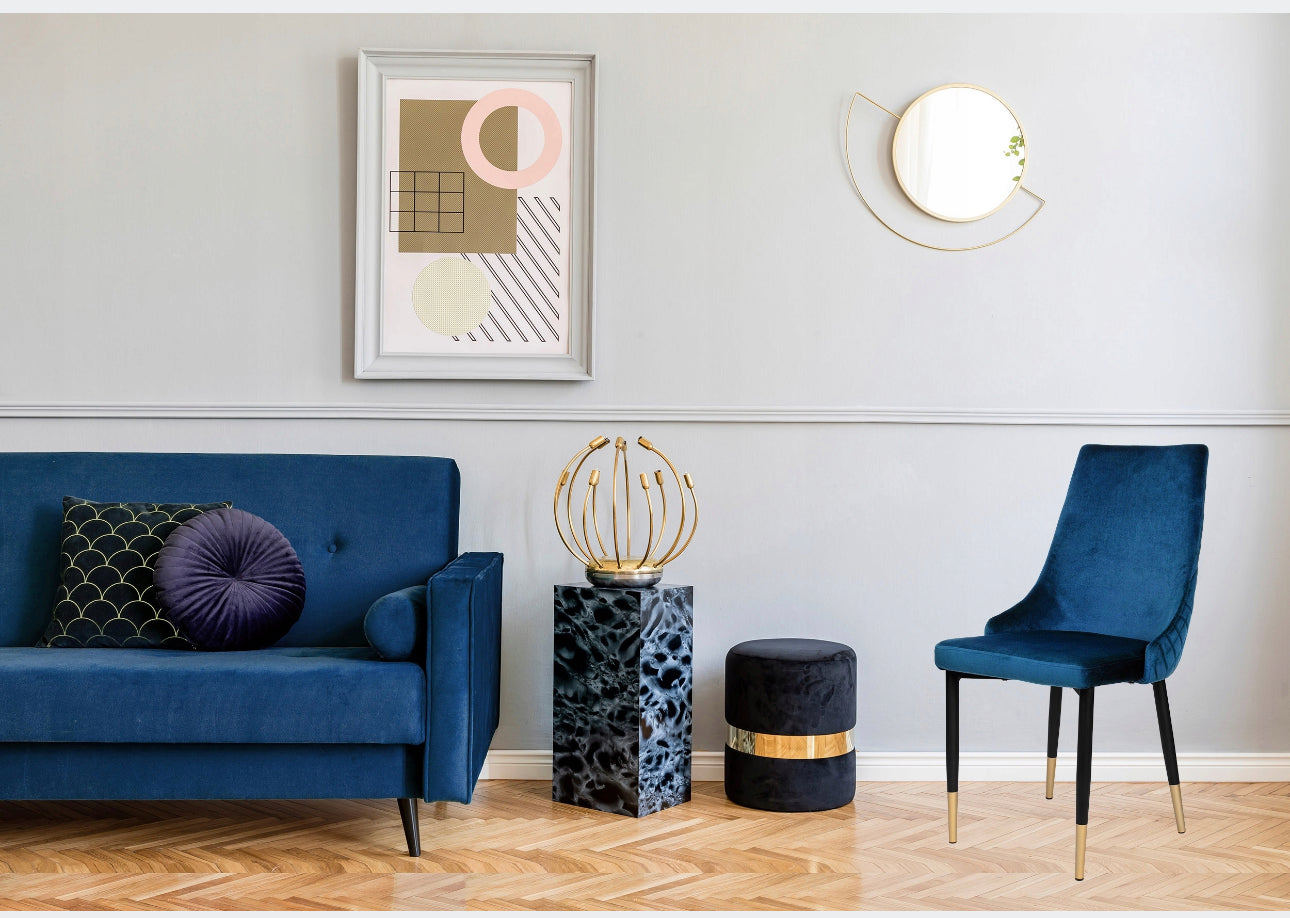 Set of 4 velvet chairs