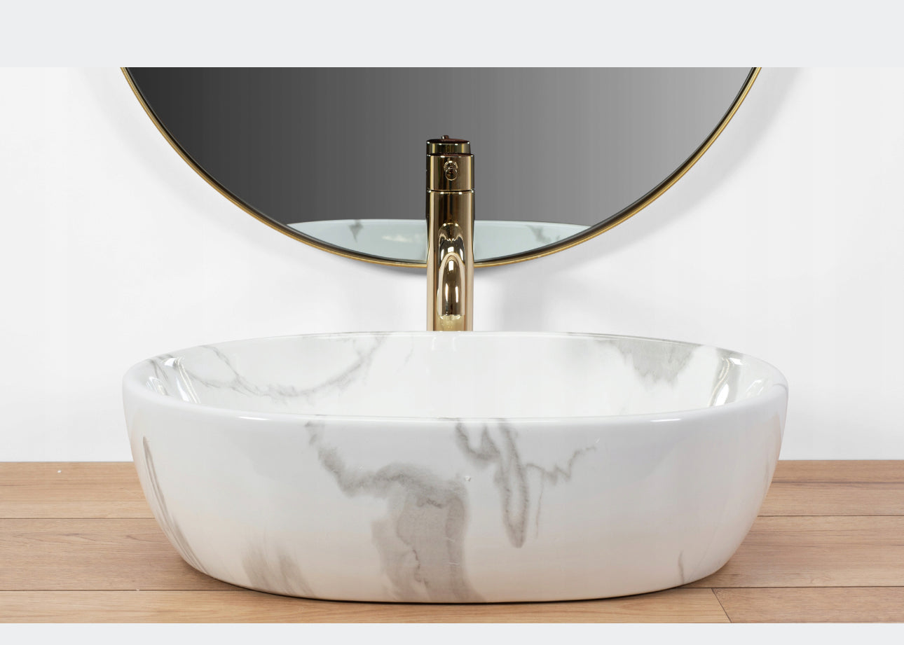 All in one set washbasin+tap+plug