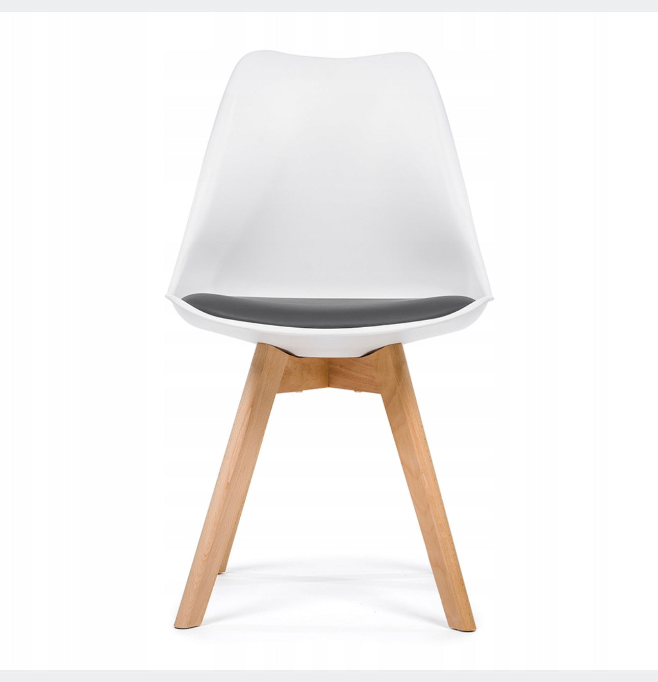 Set of 4 chairs with a cushion