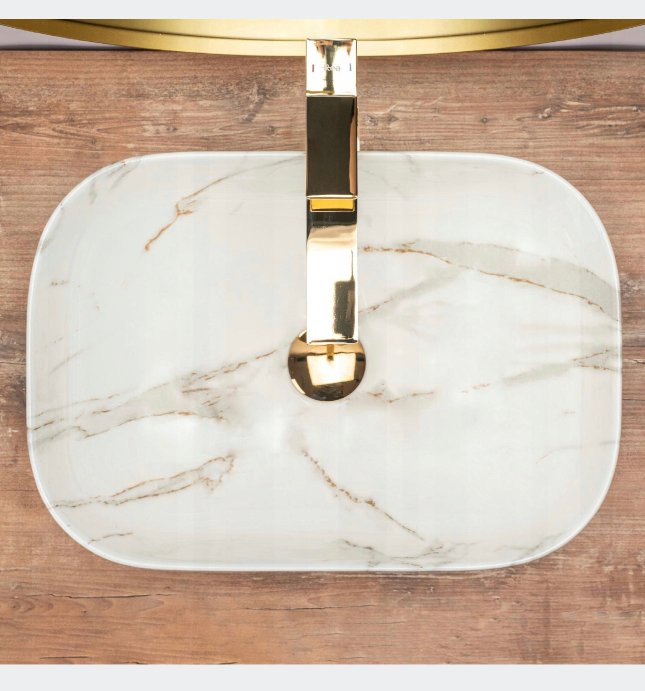All in one set washbasin+tap+plug