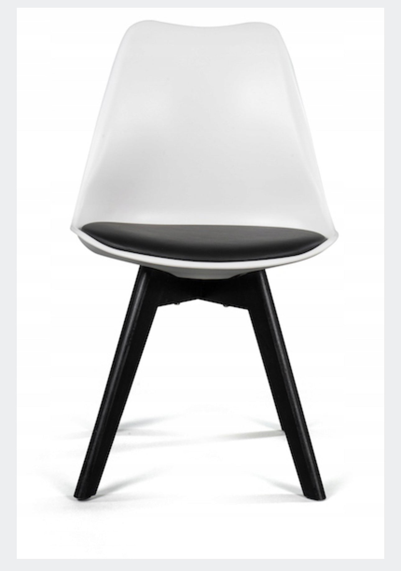 Set of 4 chairs with a cushion