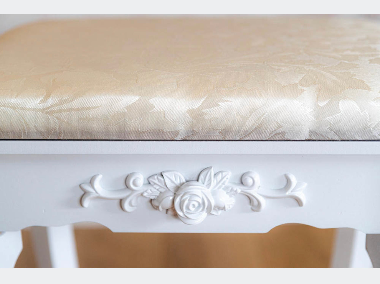 COSMETIC DRESSING SET with mirror white + STOOL