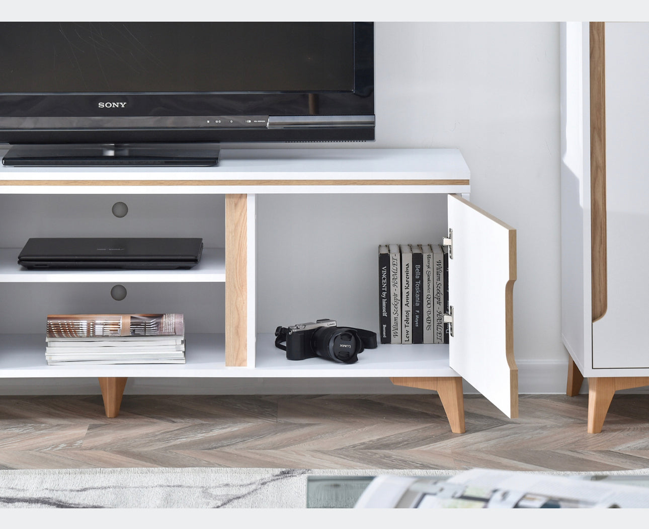 Furniture to living room