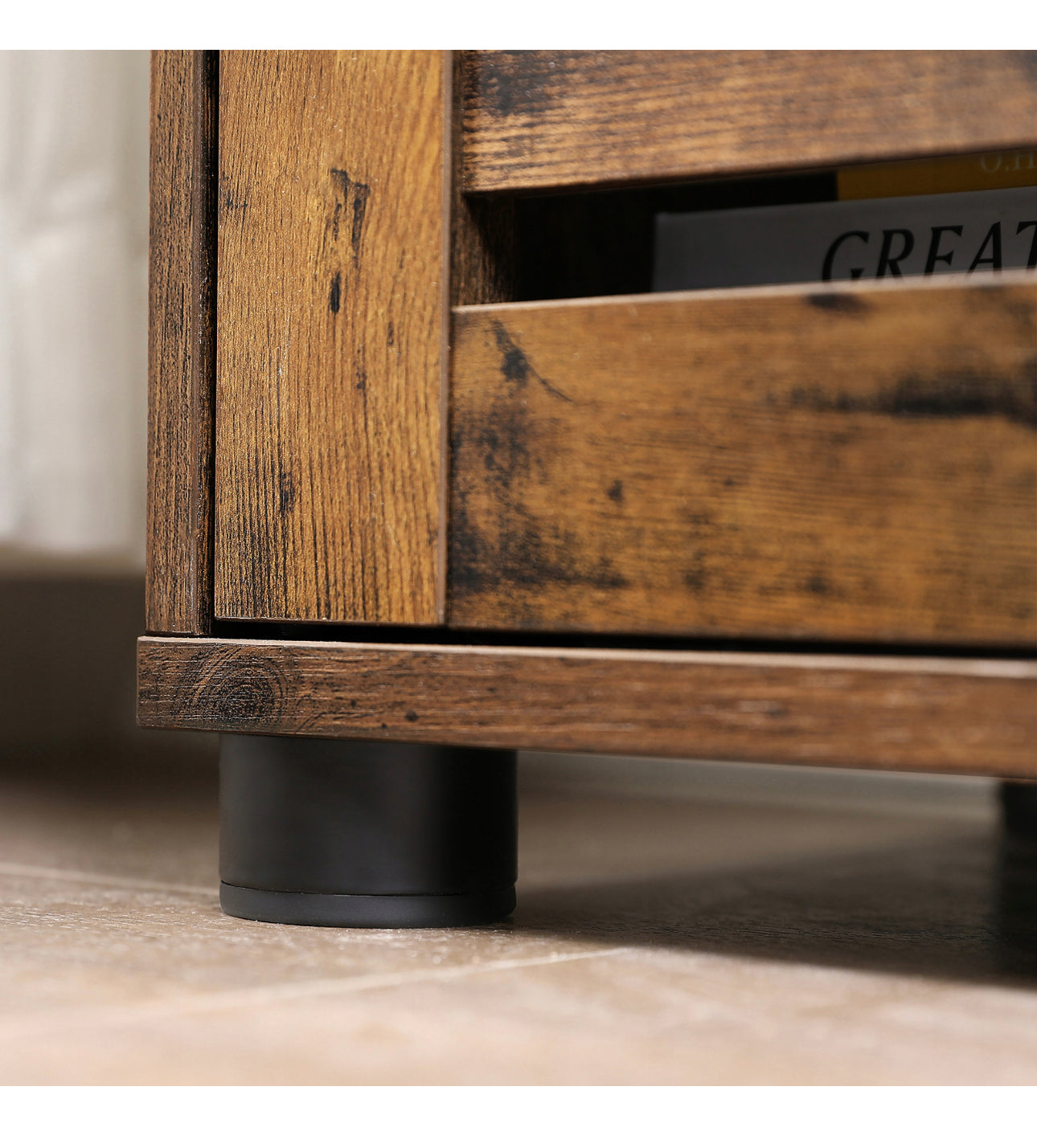 The brown LOFT standing cabinet under the washbasin