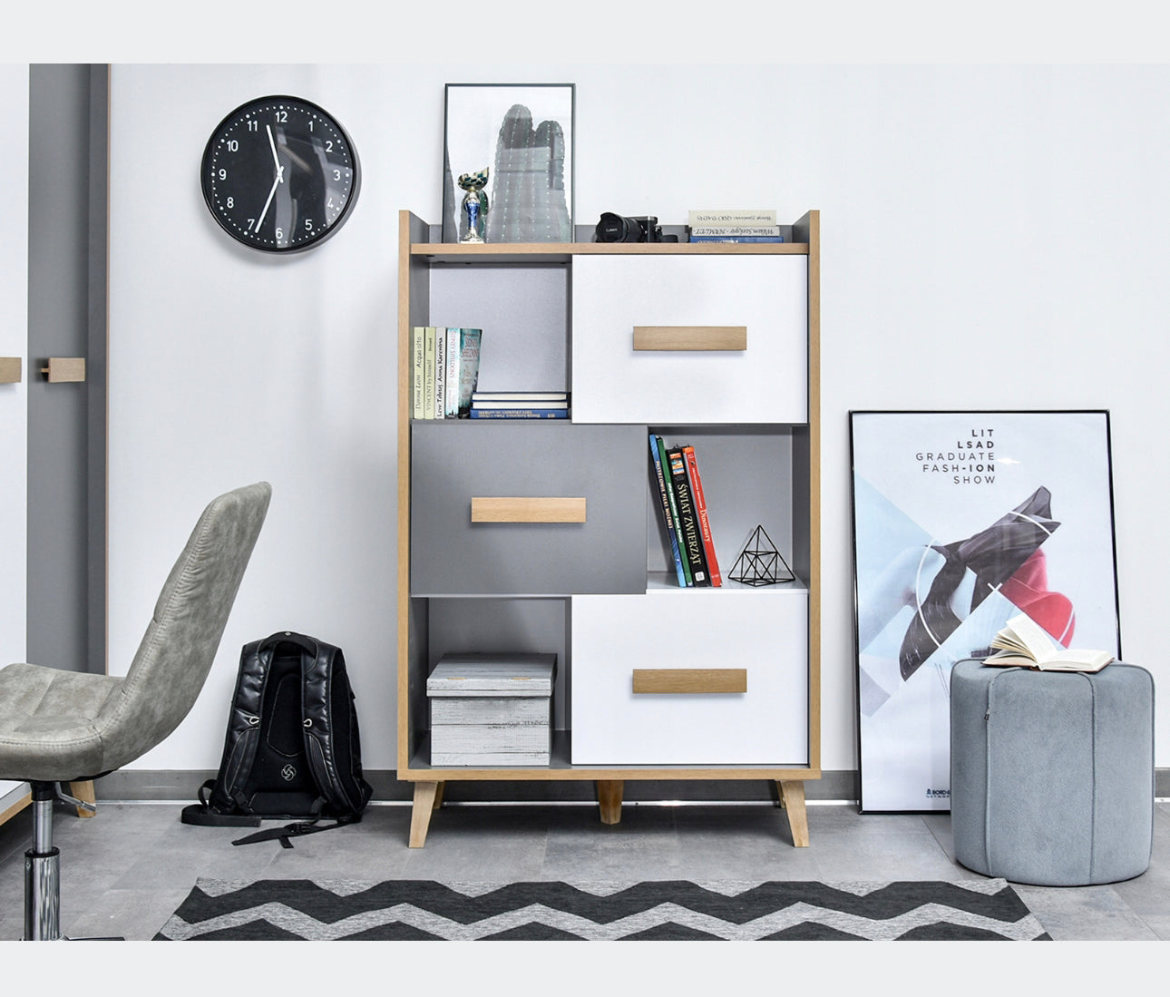 A set of furniture