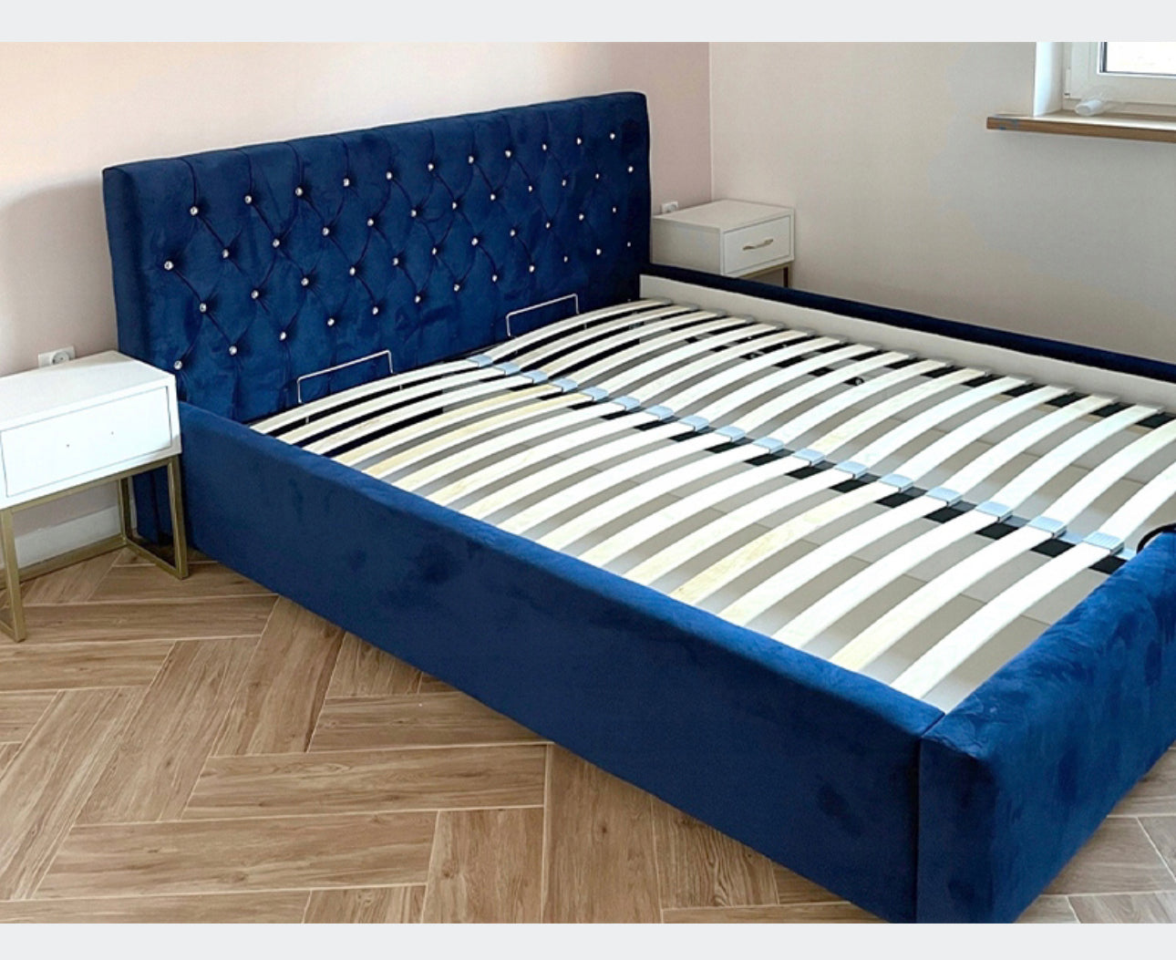 Upholstered bed 180x200 / 160x200