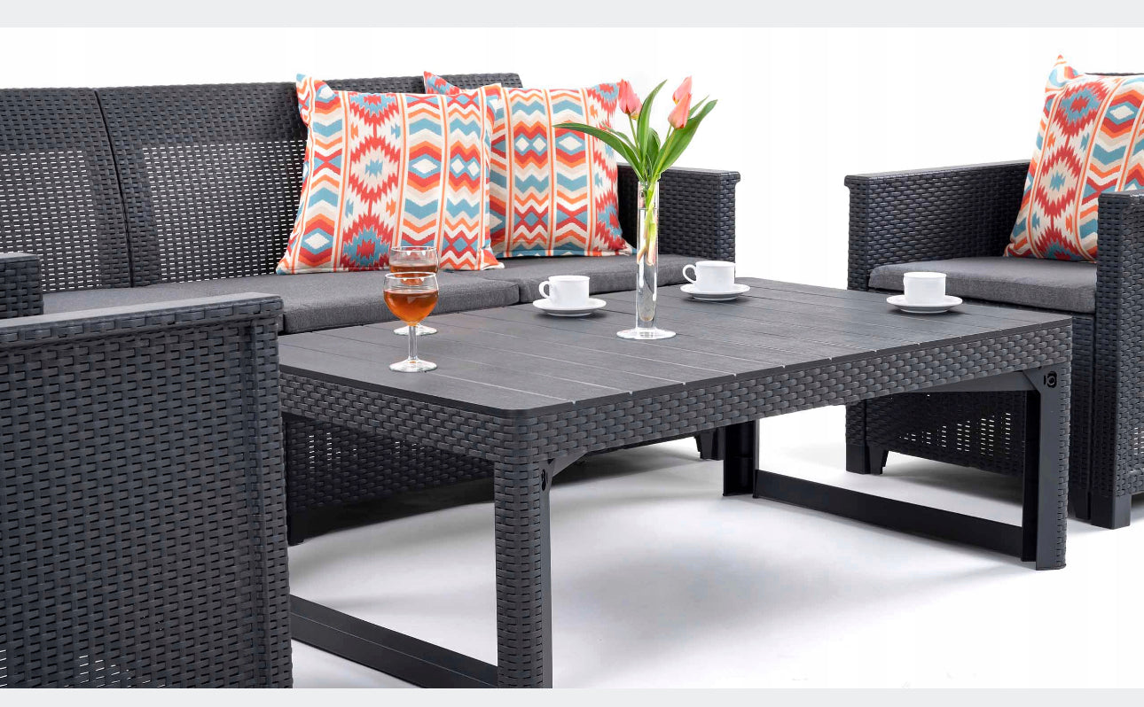 A set of garden furniture BazDu