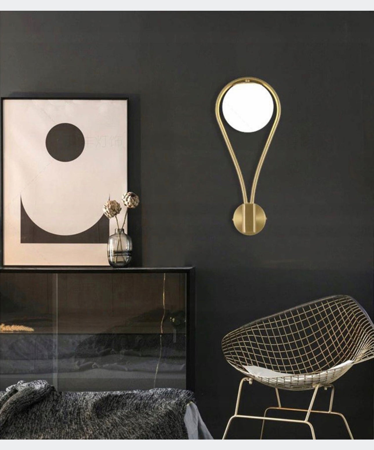 A set of 2 wall lamps milk ball gold