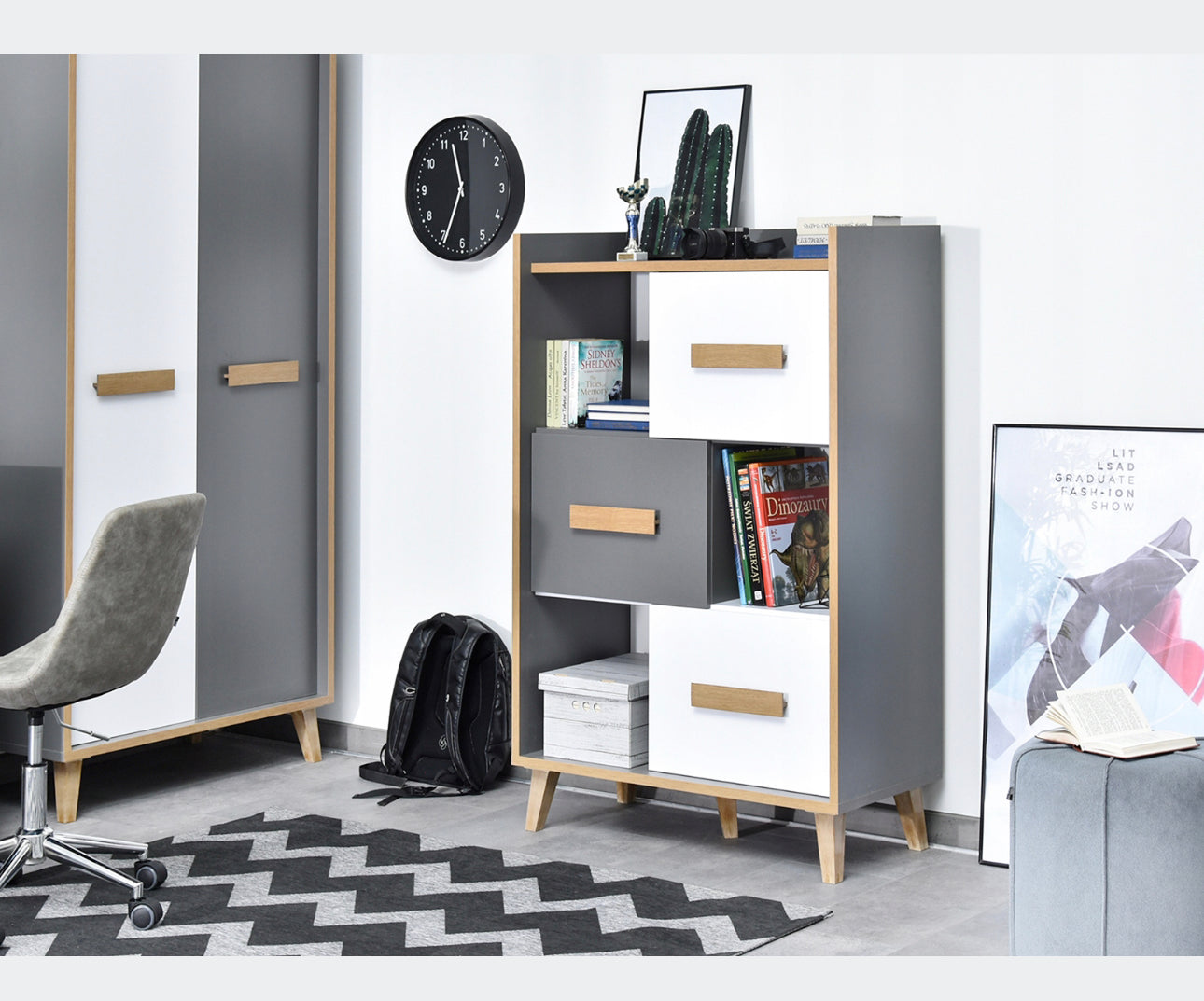 A set of furniture