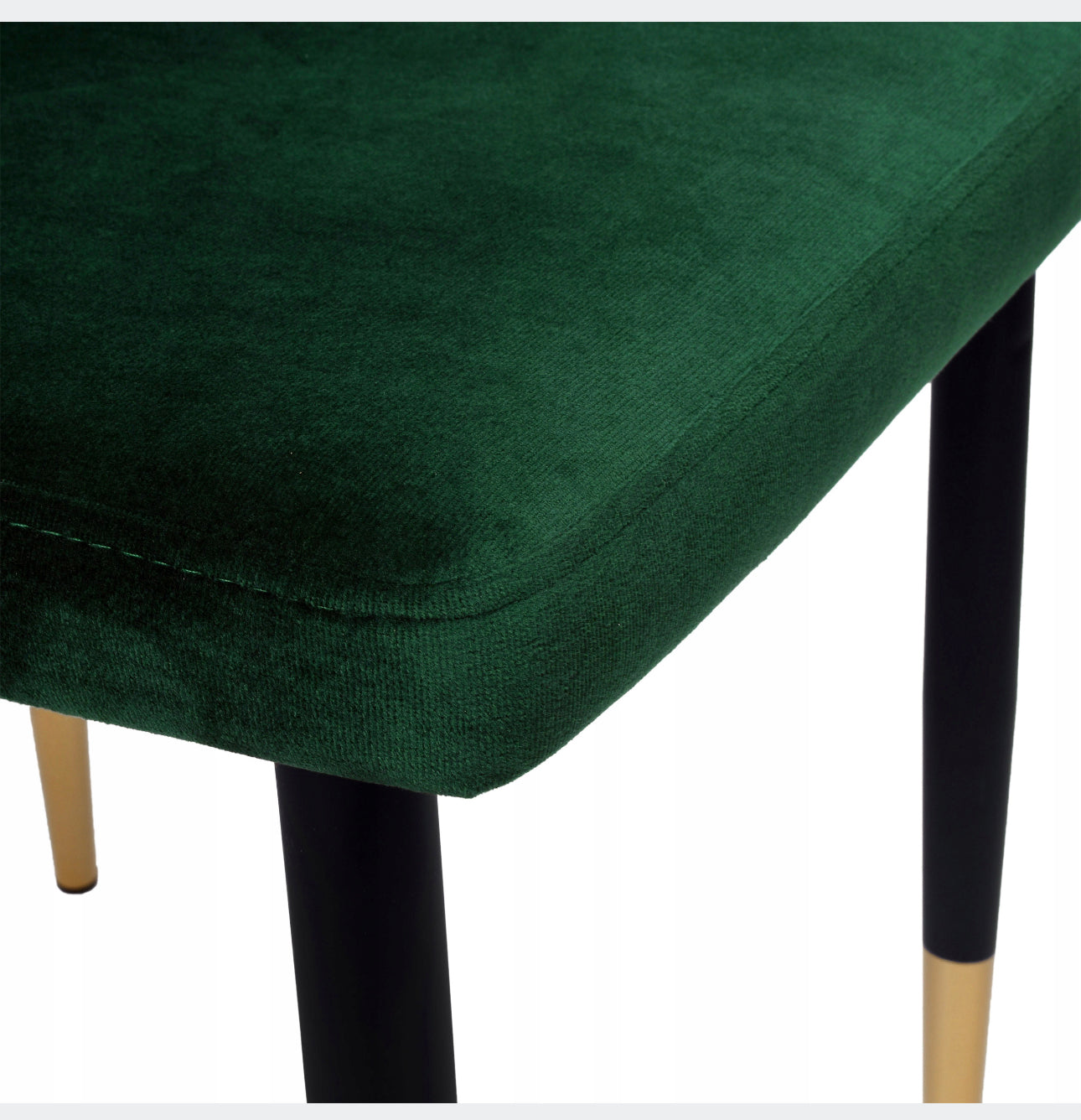 Set of 4 velvet chairs