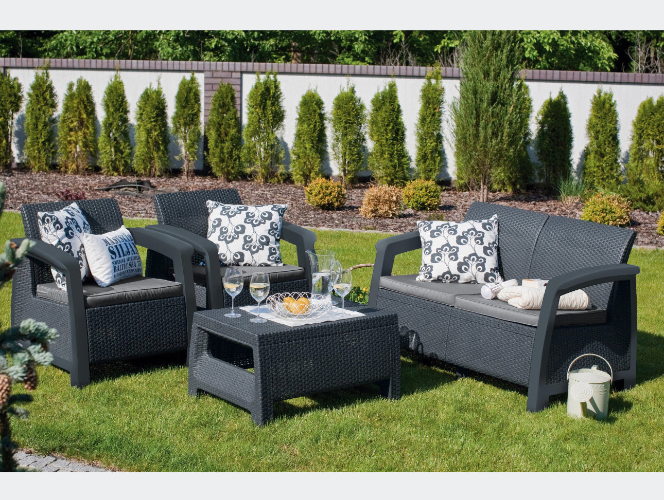 Garden furniture set