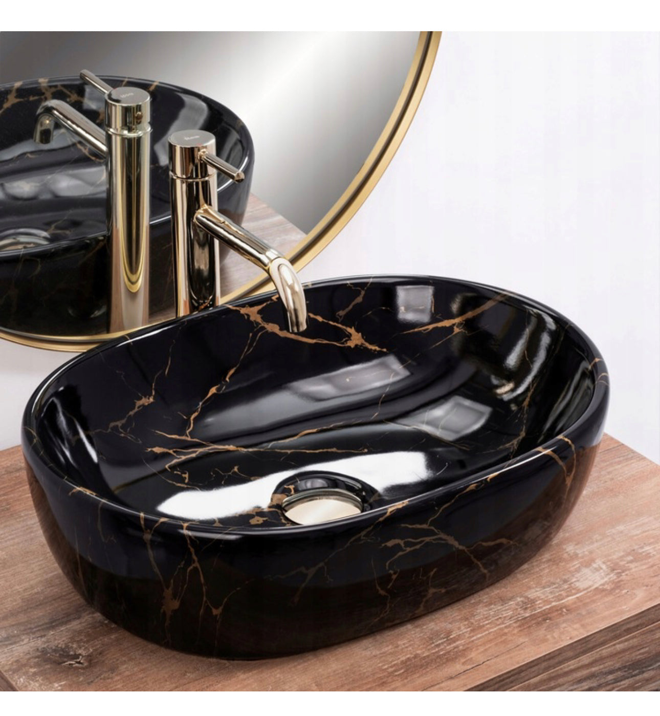 All in one set washbasin+tap+plug