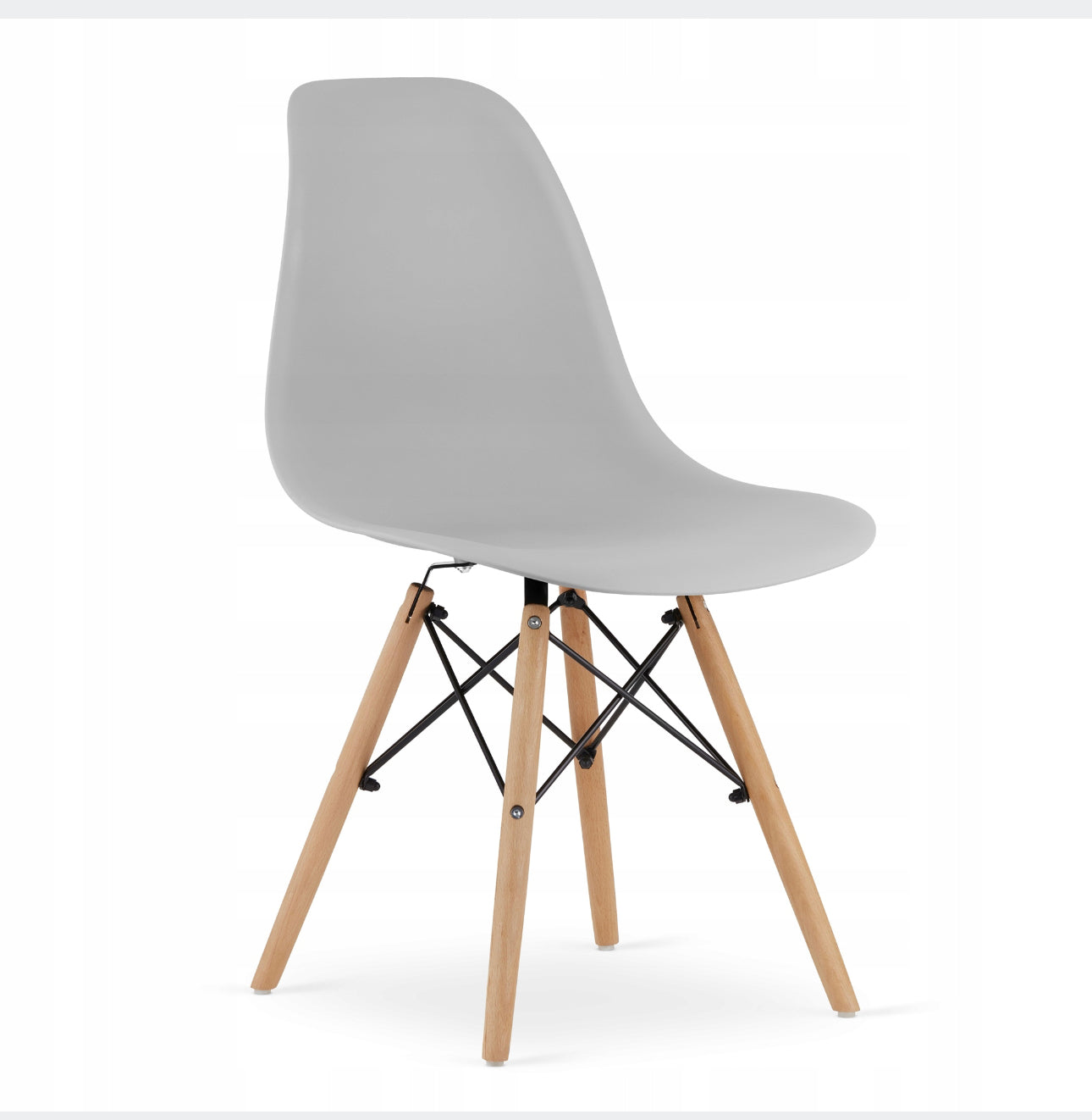 A Set Of 6 Dining Chairs