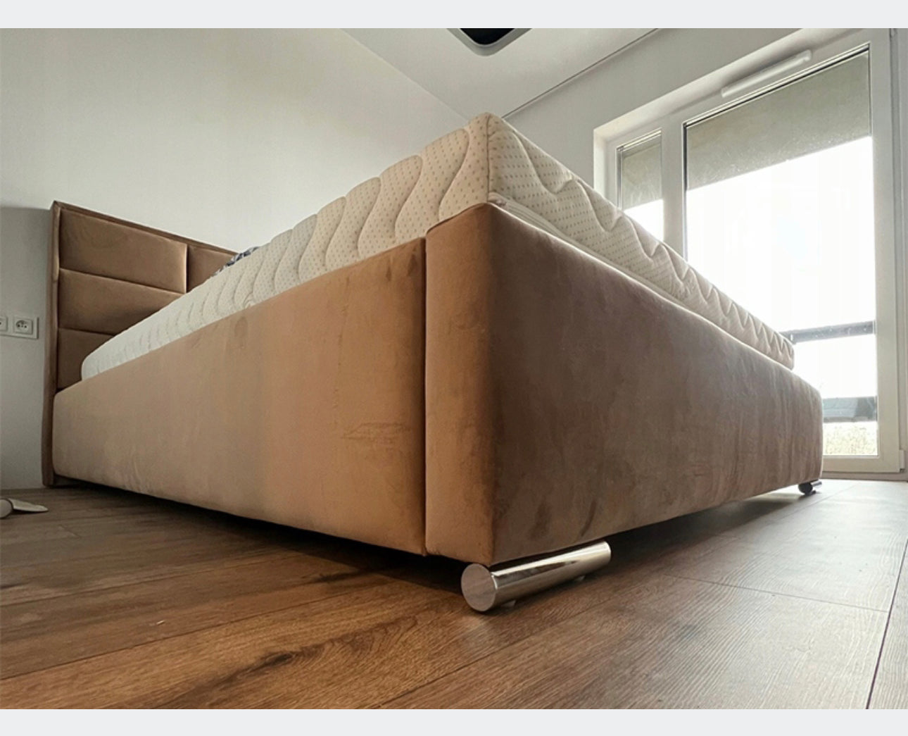 Super King Size Bed 180x200