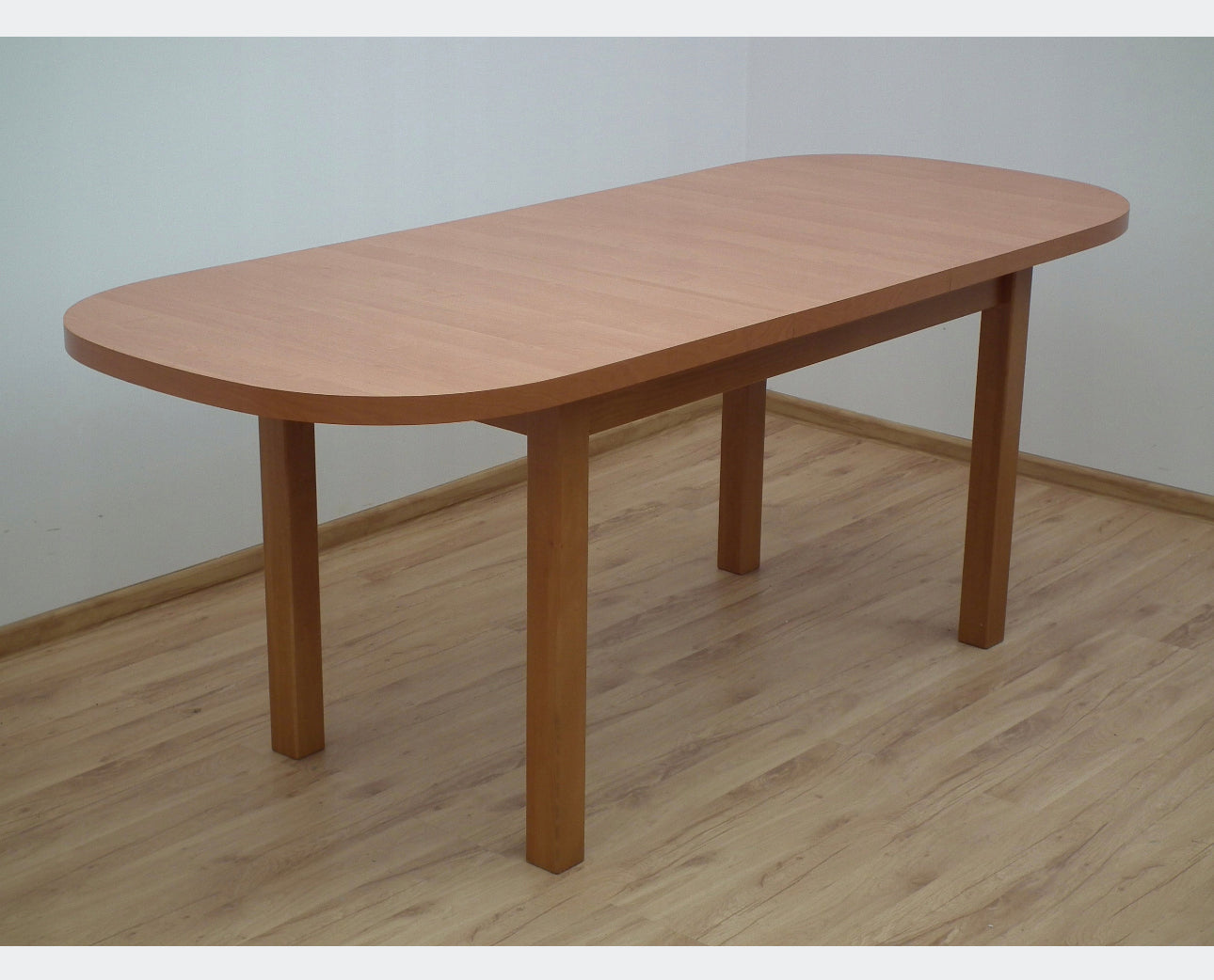 Set of round table 160 x 80 cm + 6 chairs