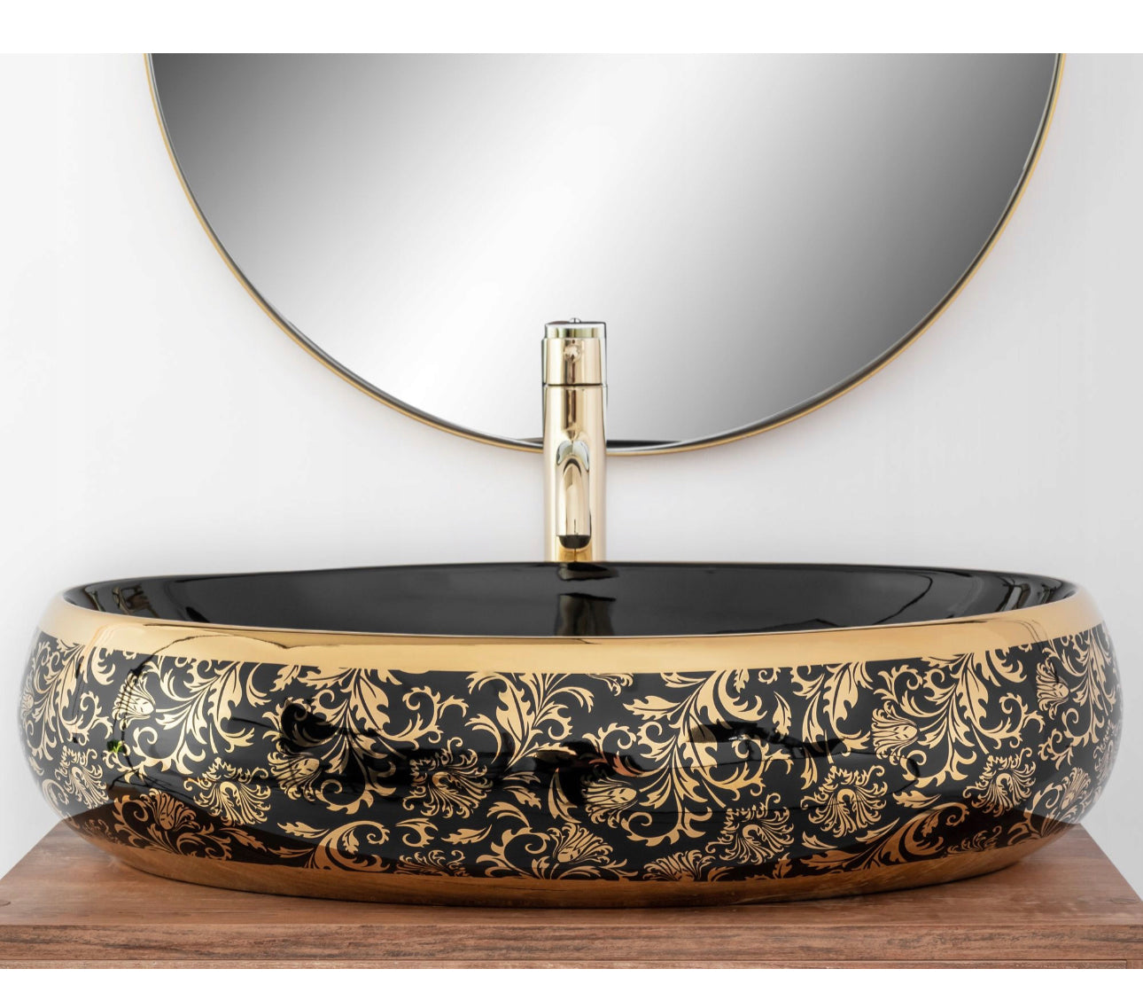 All in one set washbasin+tap+plug