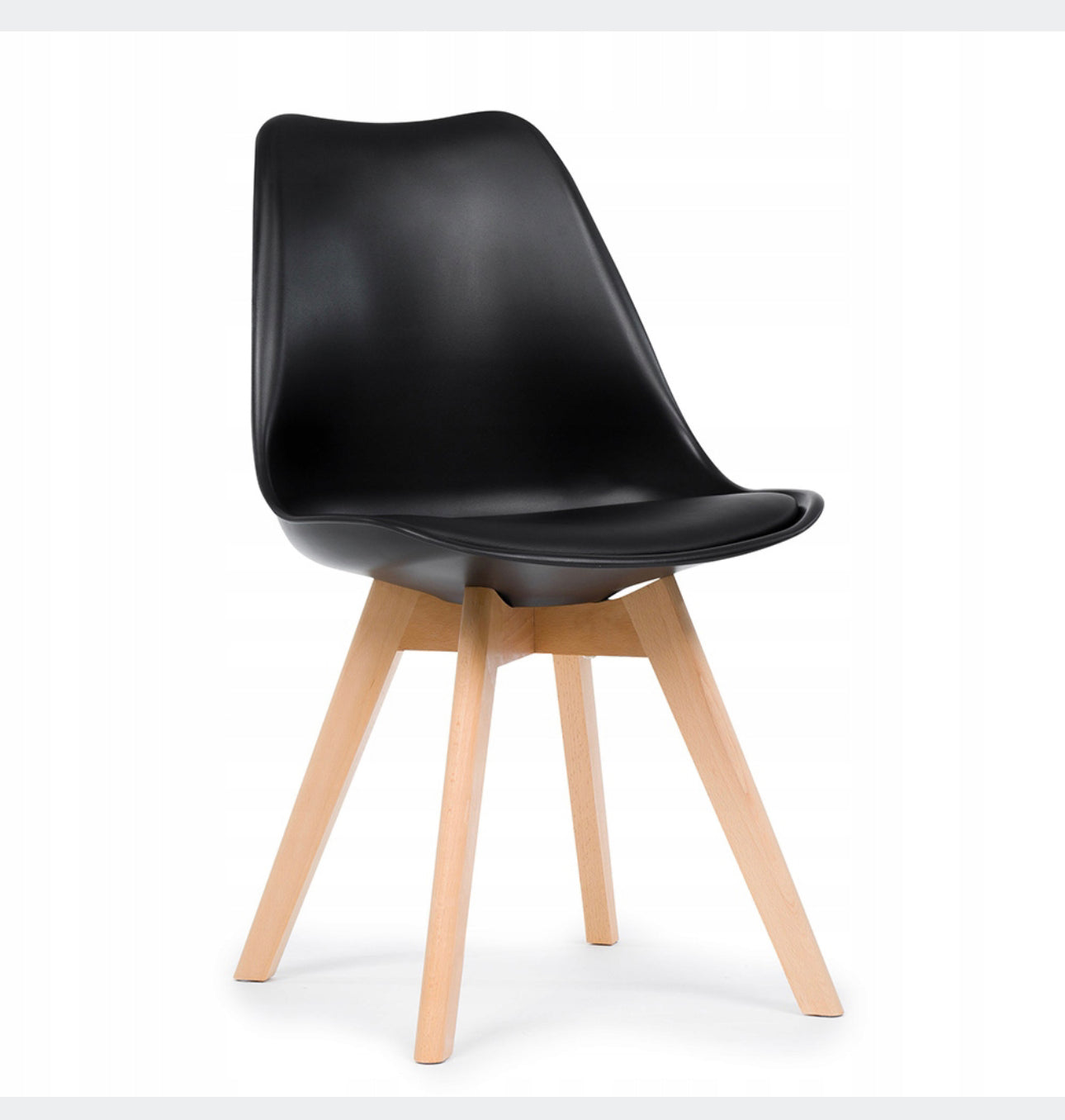 Set of 4 chairs with a cushion