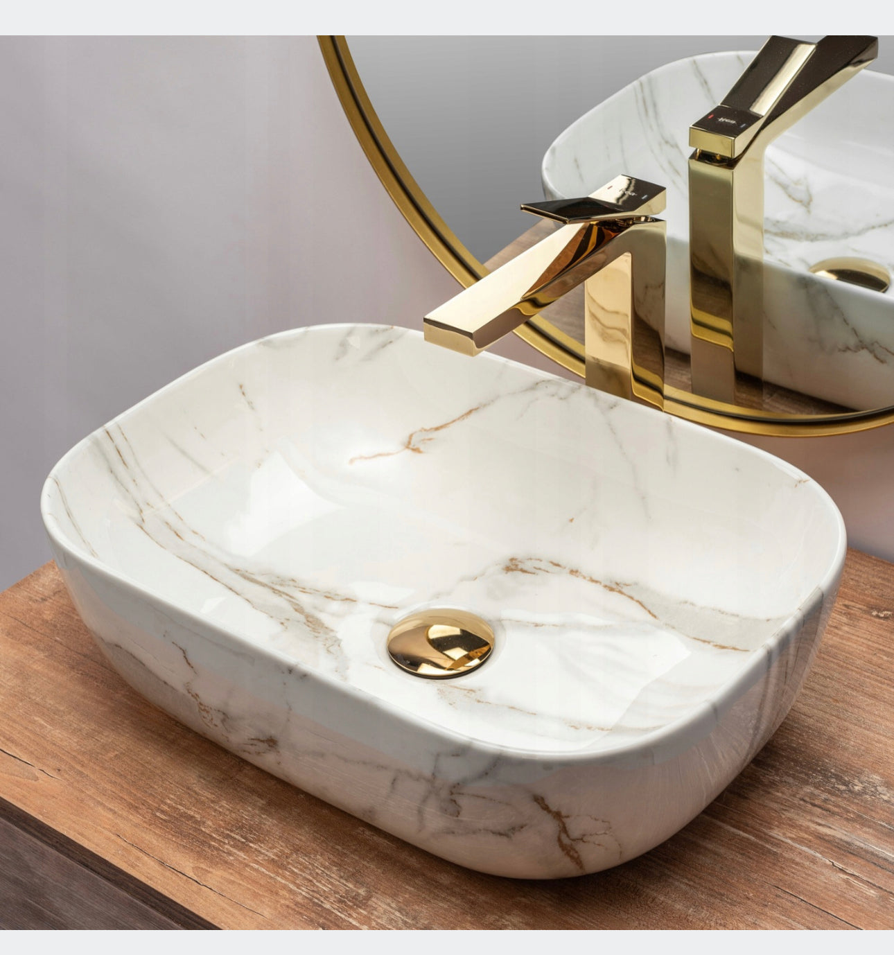 All in one set washbasin+tap+plug